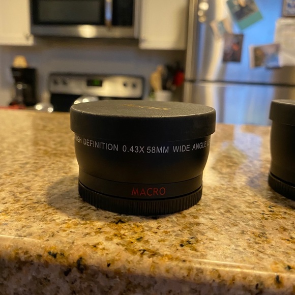 Canon Rebel T6 - Picture 4 of 6